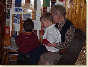 20051231-02 Op bezoek bij grootoma vd Kamp met Rens 2